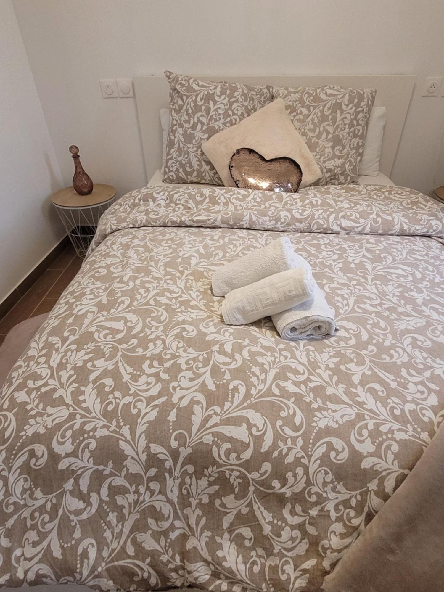 Coquet Appartement A 15Mn De Paris Et 10 Mn De Stade De France, Wifi, Netflix, Groslay Eksteriør billede